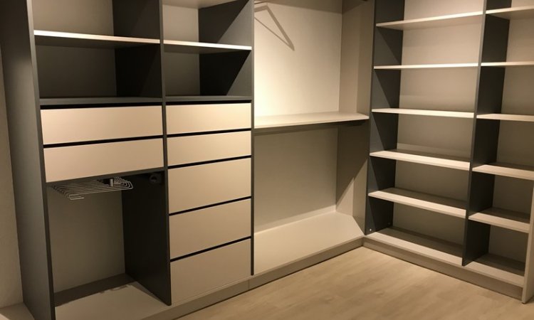  Installation de dressing Valence